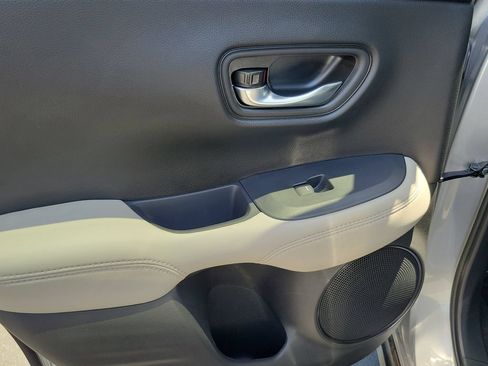 Certified 2027 Honda HR-V LX image 15