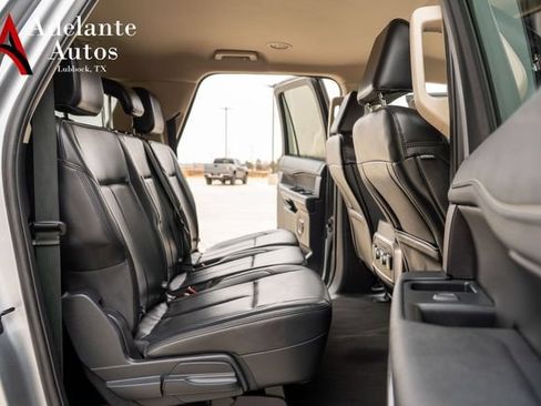 Used 2024 Ford Expedition Max XLT RWD image 12