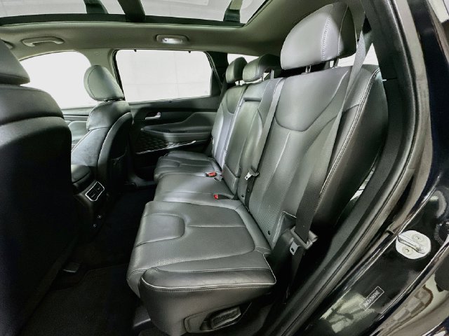 Used 2022 Hyundai Santa Fe SEL w/ Convenience + Premium Package AWD/4WD image 27