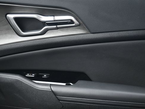 Used 2024 Kia Sportage X-Line w/ X-Line Premium Package image 28