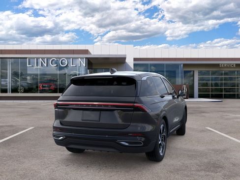 New 2026 Lincoln Nautilus Premier AWD/4WD image 8