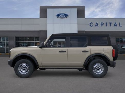 New 2025 Ford Bronco 4-Door AWD/4WD image 3