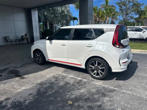 Used 2021 Kia Soul GT-Line FWD image 4
