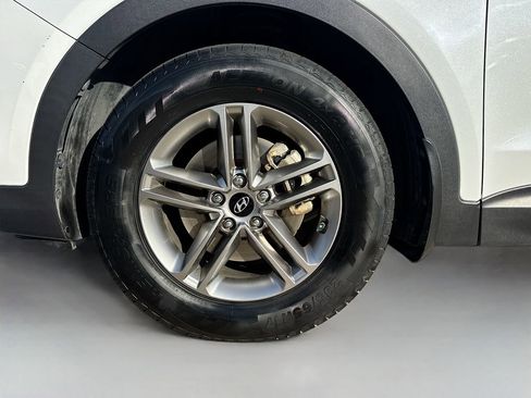 Used 2018 Hyundai Santa Fe Sport w/ 2.4L Value Package 02 image 30