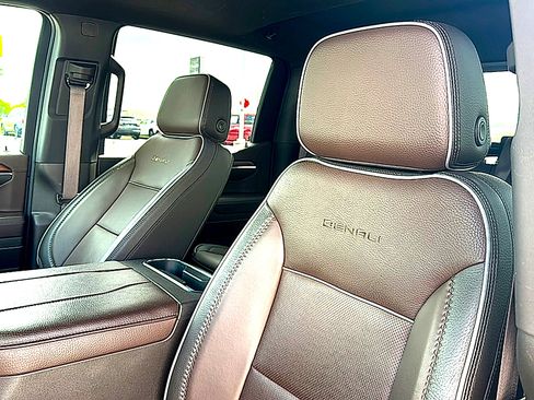 Used 2024 GMC Sierra 1500 Denali w/ Denali Reserve Package RWD image 6