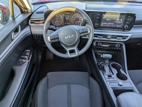 Used 2022 Kia K5 LXS image 16