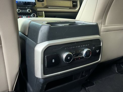 Used 2024 Ford Expedition Max Limited image 22