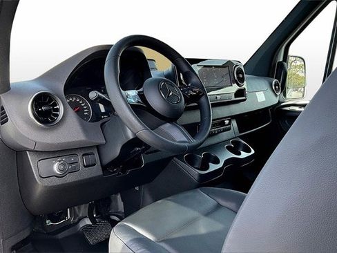 New 2026 Mercedes-Benz Sprinter 2500 image 8