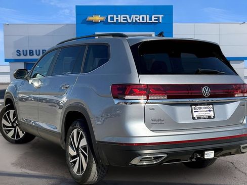 Used 2024 Volkswagen Atlas SE AWD/4WD image 3