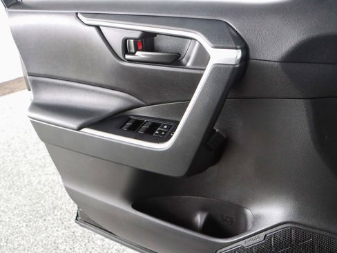 Used 2023 Toyota RAV4 LE image 21