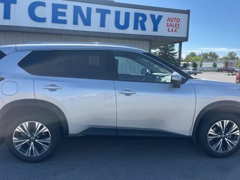 Used 2021 Nissan Rogue SV w/ Premium Package AWD/4WD image 18
