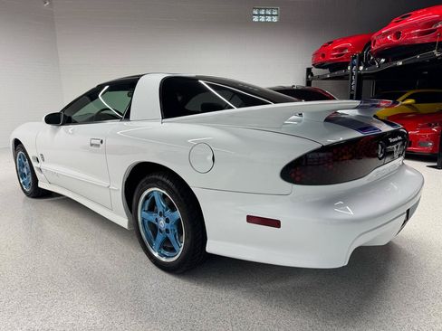 Used 1999 Pontiac Firebird Formula RWD image 11
