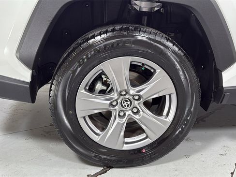 Certified 2025 Toyota RAV4 LE image 22