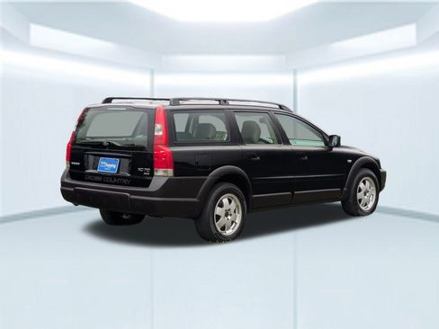 Used 2004 Volvo XC70 image 6