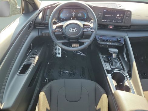 New 2026 Hyundai Elantra SEL Sport Premium FWD image 28