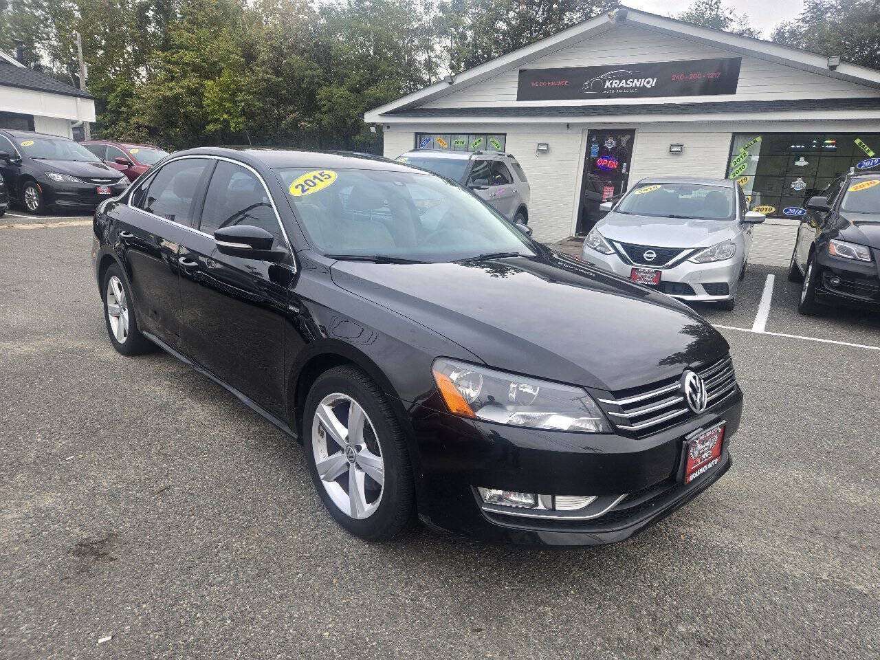 Used 2015 Volkswagen Passat 1.8T Limited Edition FWD image 5