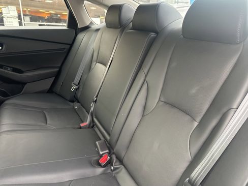 Used 2023 Honda Accord Touring image 12