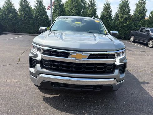 Used 2026 Chevrolet Silverado 1500 LT AWD/4WD image 8