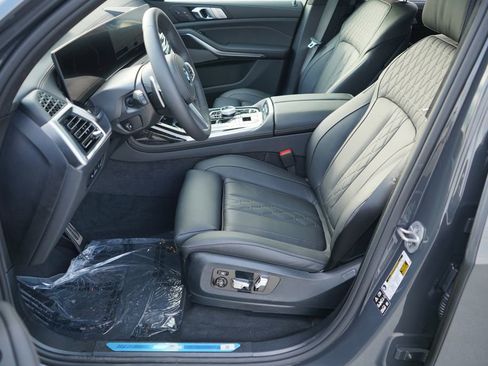 New 2026 BMW X7 xDrive40i w/ Executive Package image 9