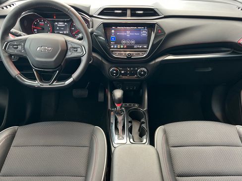 Used 2023 Chevrolet TrailBlazer RS w/ Convenience Package image 13