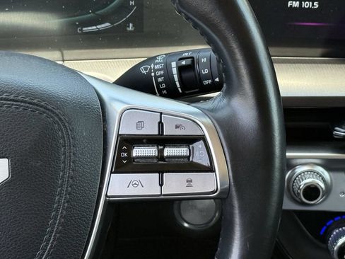 Used 2025 Kia Telluride S AWD/4WD image 14