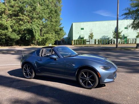Used 2017 MAZDA MX-5 Miata RF Grand Touring image 3