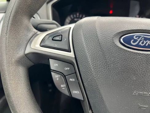 Used 2014 Ford Fusion SE image 20