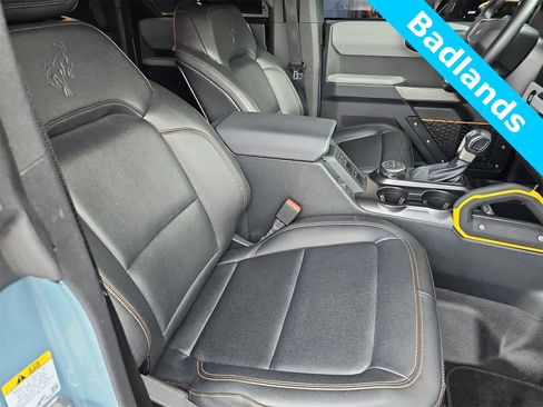 Used 2023 Ford Bronco Badlands w/ Sasquatch Package image 18