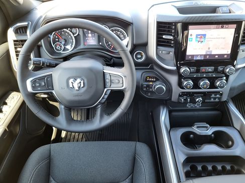 New 2026 RAM 1500 Big Horn AWD/4WD image 11