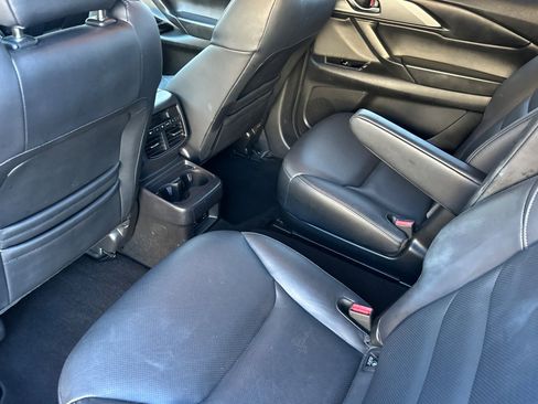 Used 2023 MAZDA CX-9 Touring image 13