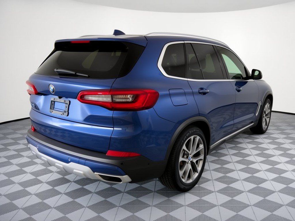 Used 2019 BMW X5 xDrive40i w/ Convenience Package AWD/4WD image 7