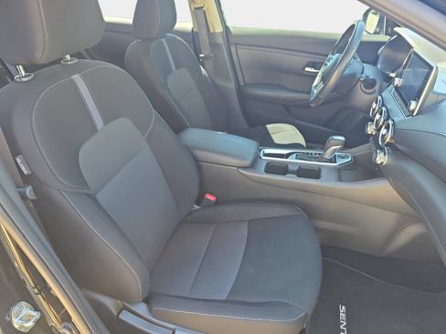 Used 2023 Nissan Sentra SV w/ All-Weather Package FWD image 10