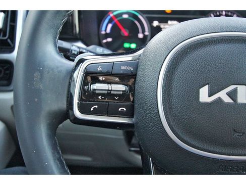 Used 2023 Kia Sorento EX FWD image 16