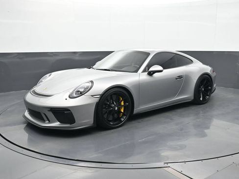 Used 2018 Porsche 911 GT3 RWD image 1