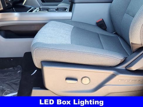 New 2026 Ford F250 XLT w/ XLT Premium Package image 25