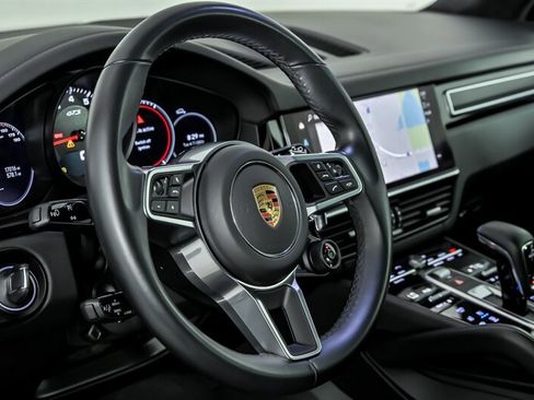 Used 2023 Porsche Cayenne GTS AWD/4WD image 26