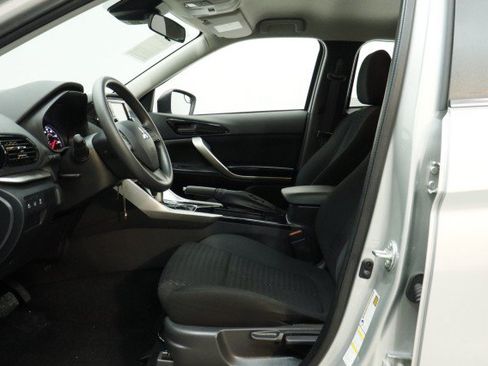 Used 2025 Mitsubishi Eclipse Cross ES AWD/4WD image 7