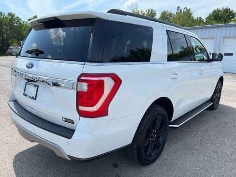 Used 2020 Ford Expedition XLT w/ Equipment Group 202A AWD/4WD image 5