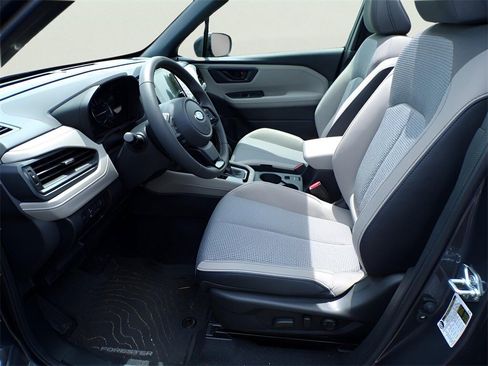 Certified 2025 Subaru Forester Premium image 13