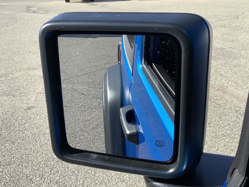 Used 2025 Jeep Wrangler Sport image 18