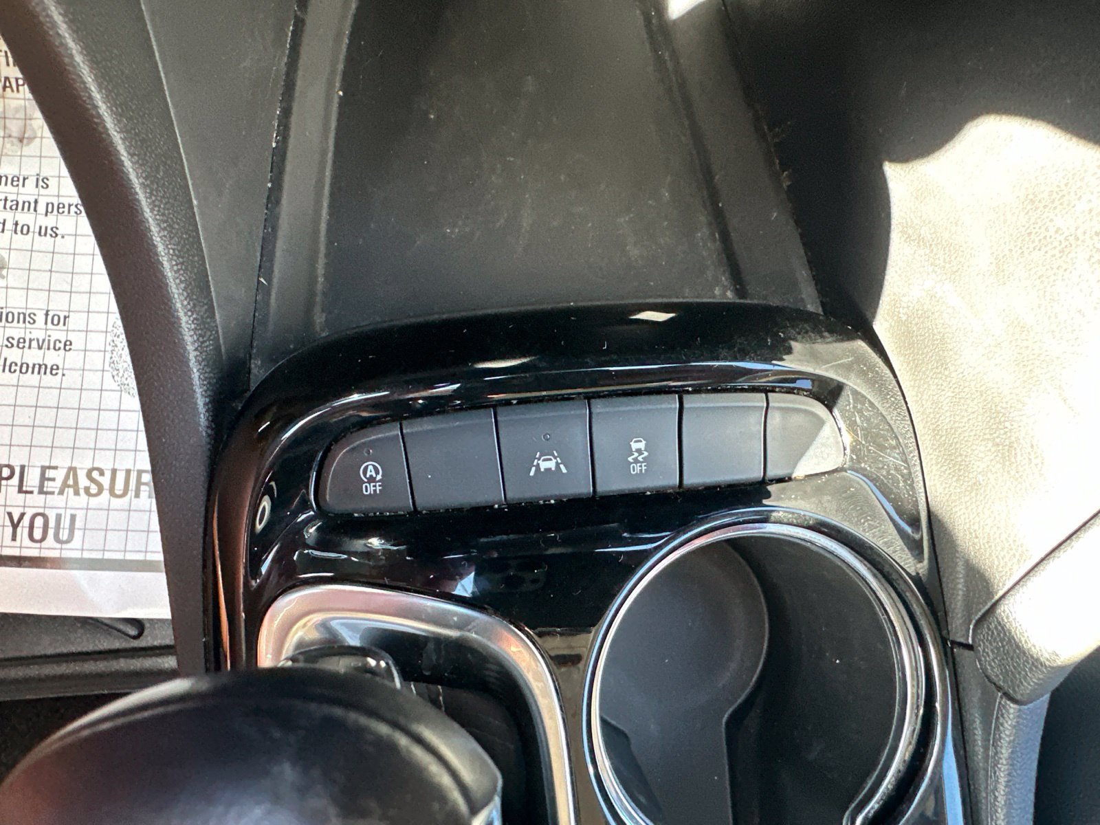 Used 2022 Buick Encore GX Select w/ Sport Touring Package FWD image 16