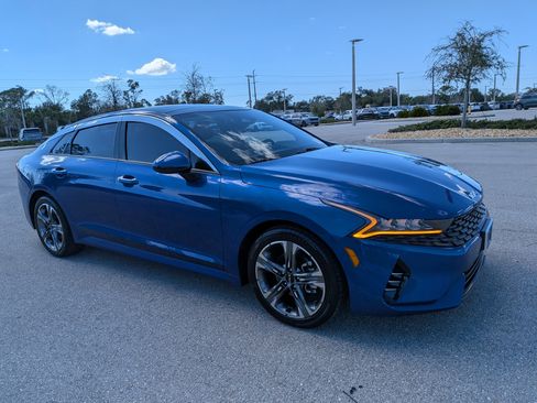 Certified 2022 Kia K5 EX image 2