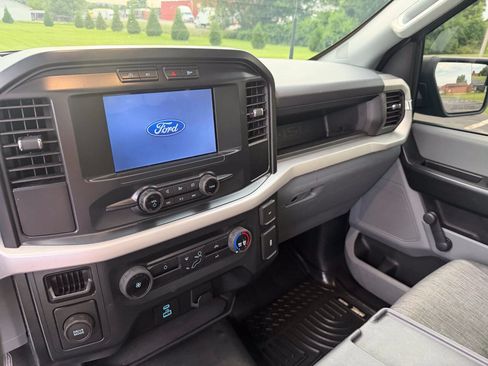 Used 2022 Ford F150 XL RWD image 25