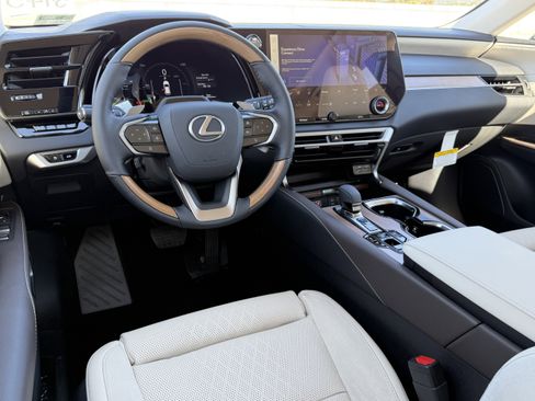 New 2026 Lexus RX 450h AWD image 24
