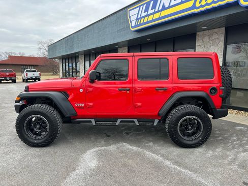 Used 2018 Jeep Wrangler Unlimited Sport S AWD/4WD image 5