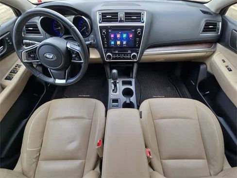 Used 2018 Subaru Outback 3.6R Limited image 14