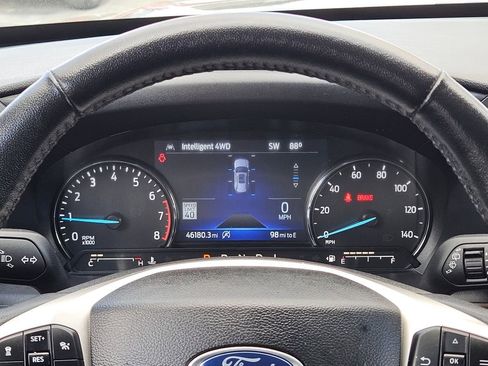 Used 2023 Ford Explorer Limited image 25