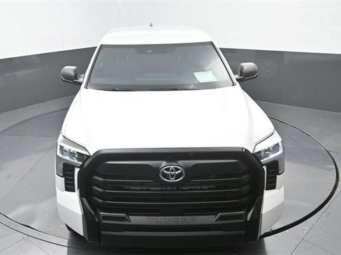 Used 2025 Toyota Tundra SR w/ SR Tow Package image 28
