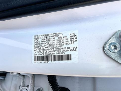 Used 2025 Honda Pilot Sport image 34