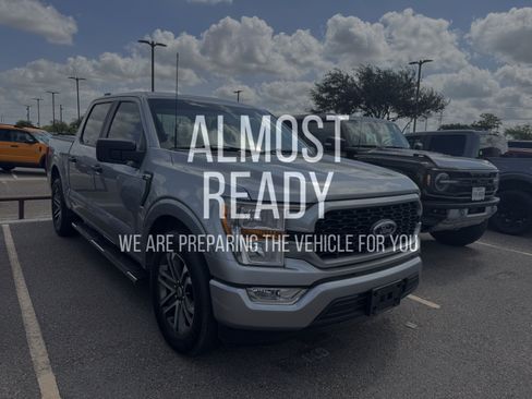 Used 2022 Ford F150 XL w/ STX Appearance Package RWD image 5